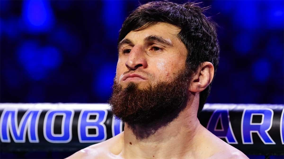 Анкалаев отправил вызов Раунтри: готов к мастер-классу в октагоне