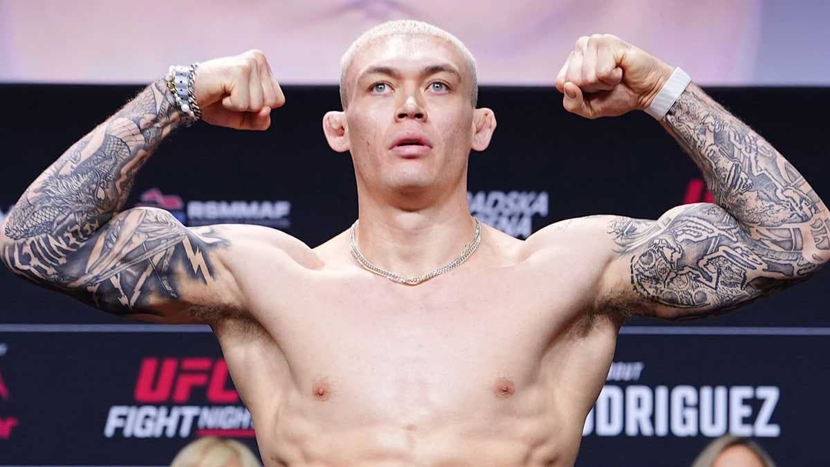 Адесанья: Стирлинг заслуживает место в топ-5 UFC!