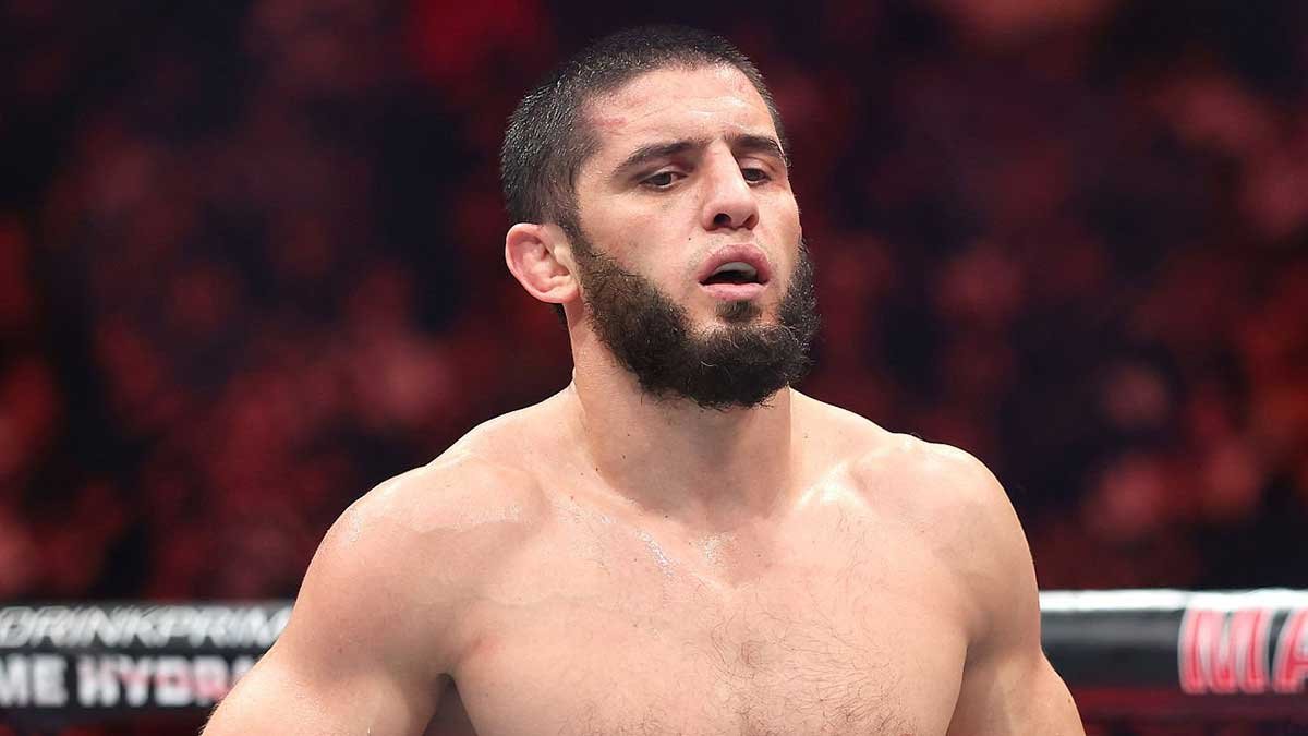 Дана Уайт развеял мифы о бое Махачева и Топурии