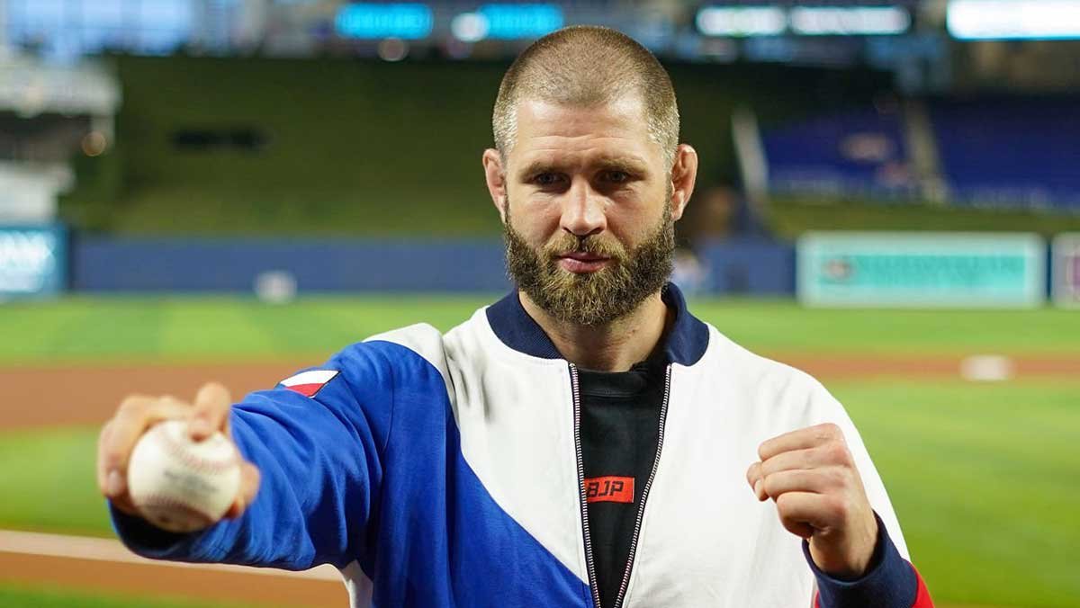 Прохазка меняет подход: агрессия сразу в бою с Улбергом